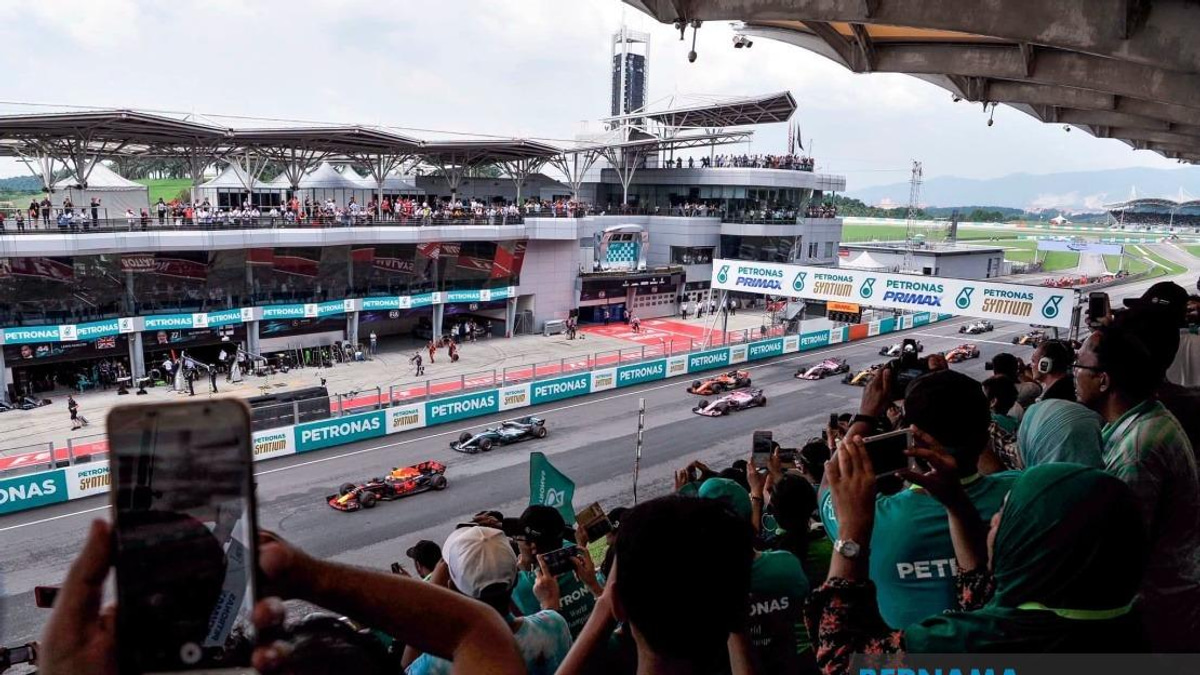 PM Anwar Unveils Affordable MADANI F1 Tickets at RM200 for October Bahrain Grand Prix at Sepang